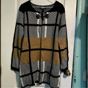 🎀Black and Tan Plaid Sweater